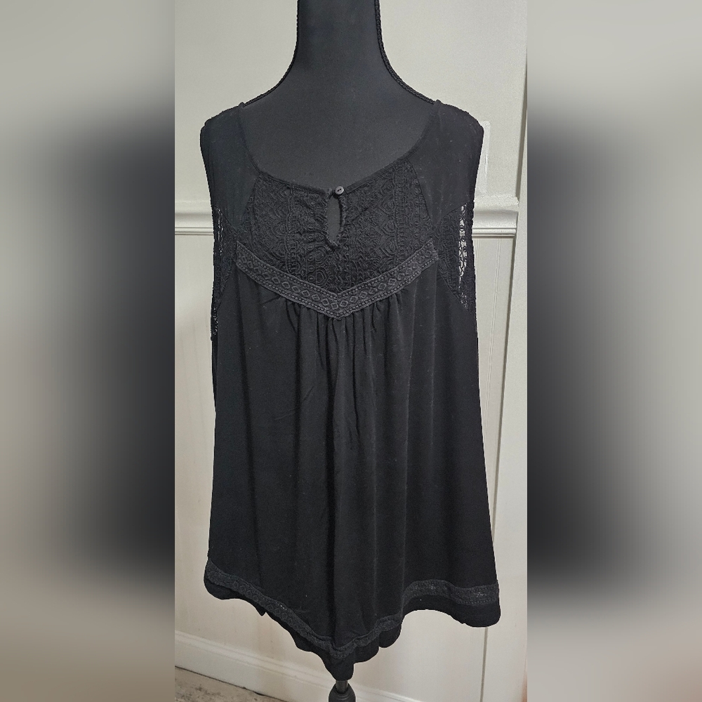 Torrid Sleeveless Black Lace Trim Women's Top 3 / 3X